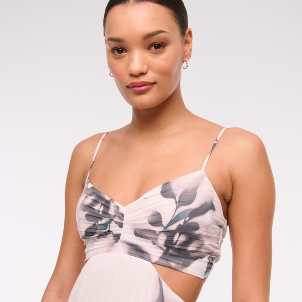 Abercrombie & Fitch Giselle Babydoll Maxi Dress - Picture 4 of 5